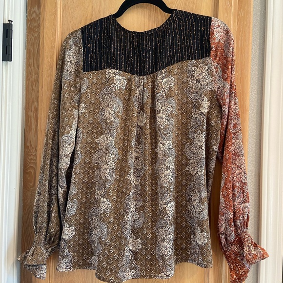 Mystree Silky Blouse - Picture 5 of 5